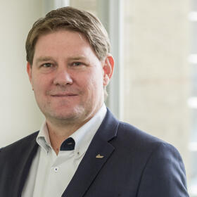 ROWAN VAN SCHAEREN Van Schaeren